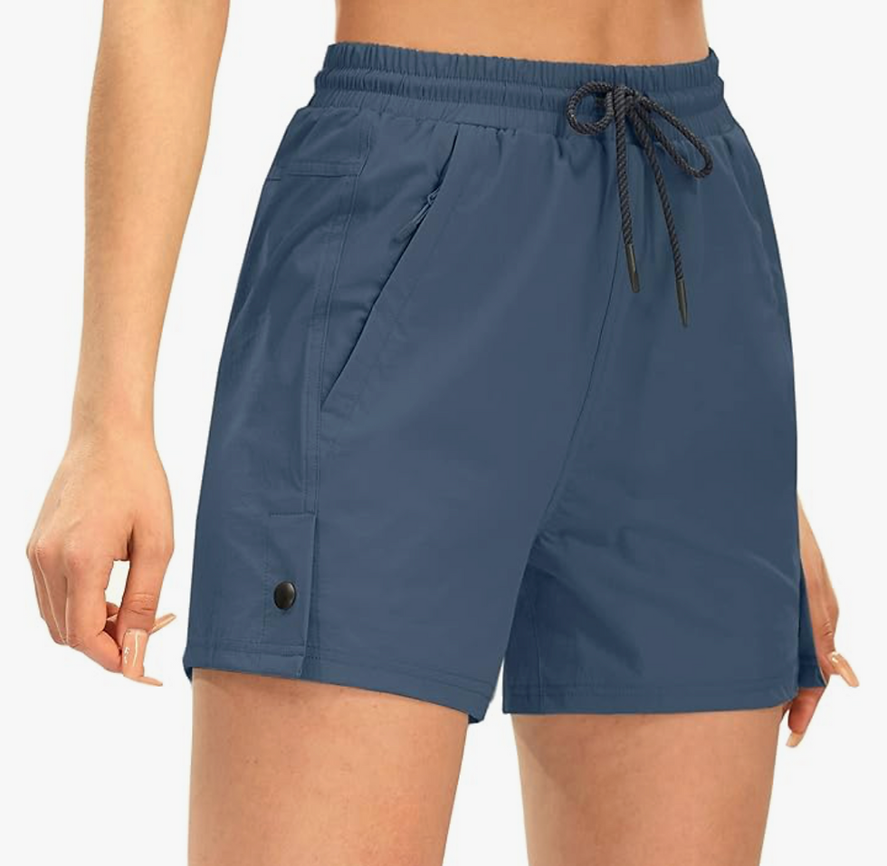woman wearing Aftine hiking shorts