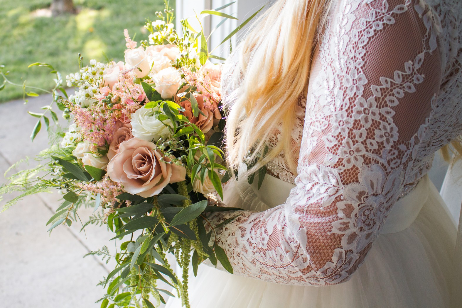 Antique Blush Pink Ivory Wedding Flowers At Scribner Bend Vineyards Blush Pink Ivory Wedding Flowers
