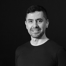 gio ravelo_edited.jpg