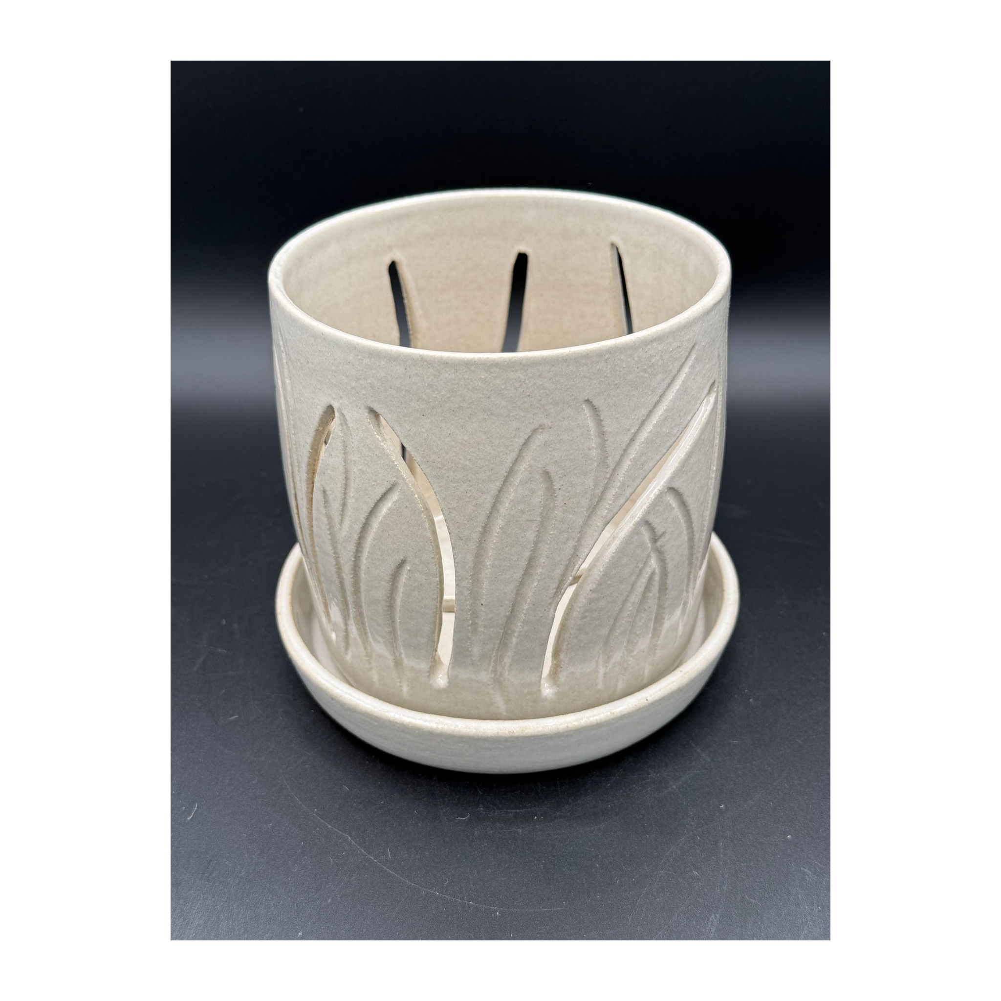 PM05 - Planter (Medium Orchid)