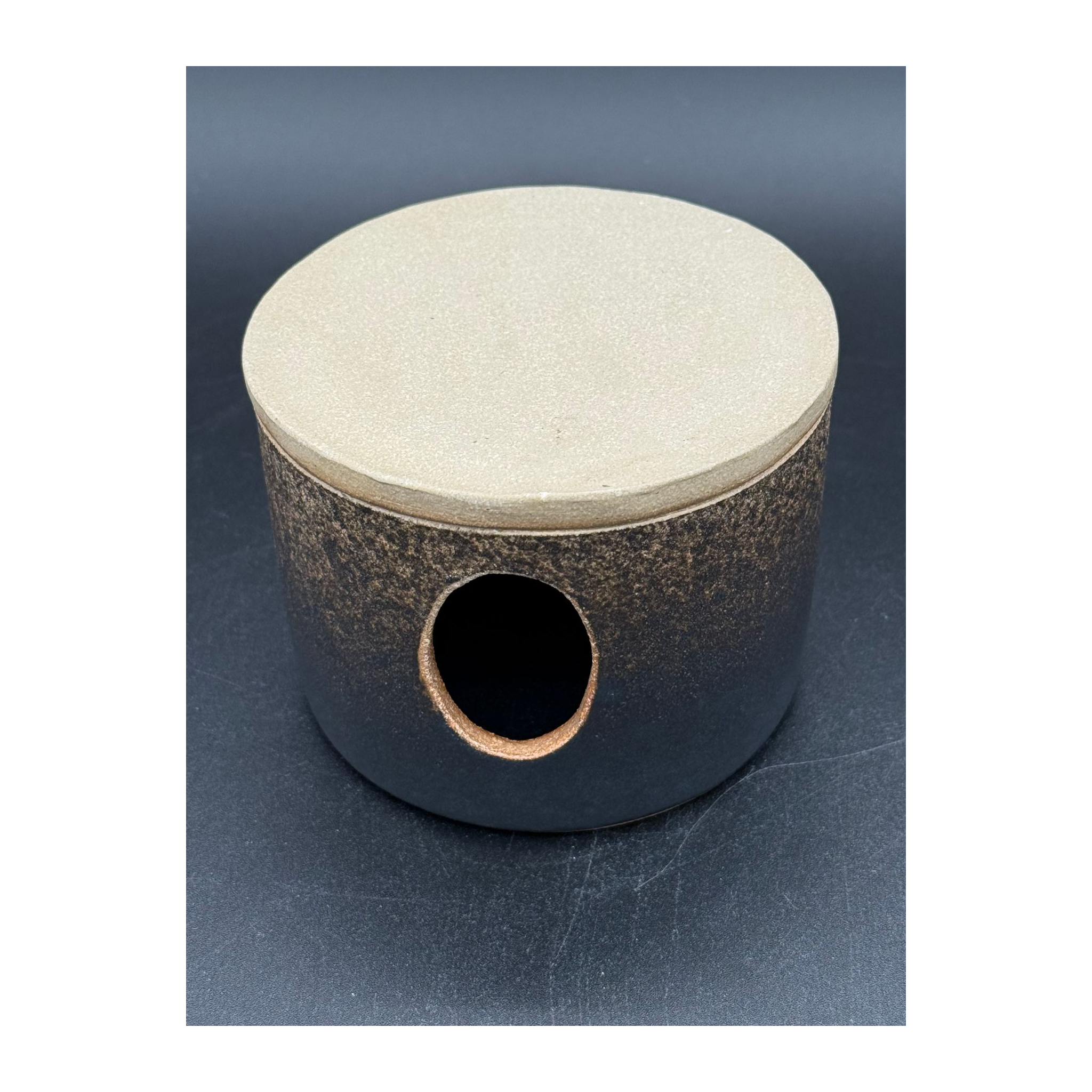 GK04 - Garlic Keeper