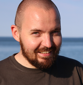 Dr Fabian Thomas