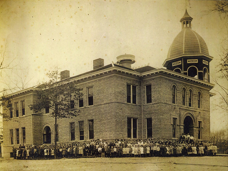 DeWittSchool 1909-1938.jpg