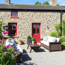 The Benefits Of Booking A self-catering Cottage In The Lake District