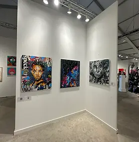 Signature fine art