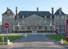Des travaux de couverture à proximité du Chateau d'Athis-Mons