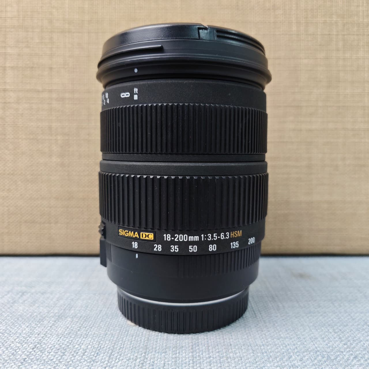 Sigma 18-200mm f/3.5-6.3 DC OS HSM Lens (All-in-One Zoom) – Excellent Condition