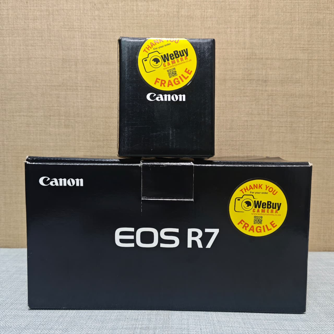 Canon EOS R7 Mirrorless Camera + RF-S 18-45mm IS STM Kit – 32.5MP | IBIS | Excellent