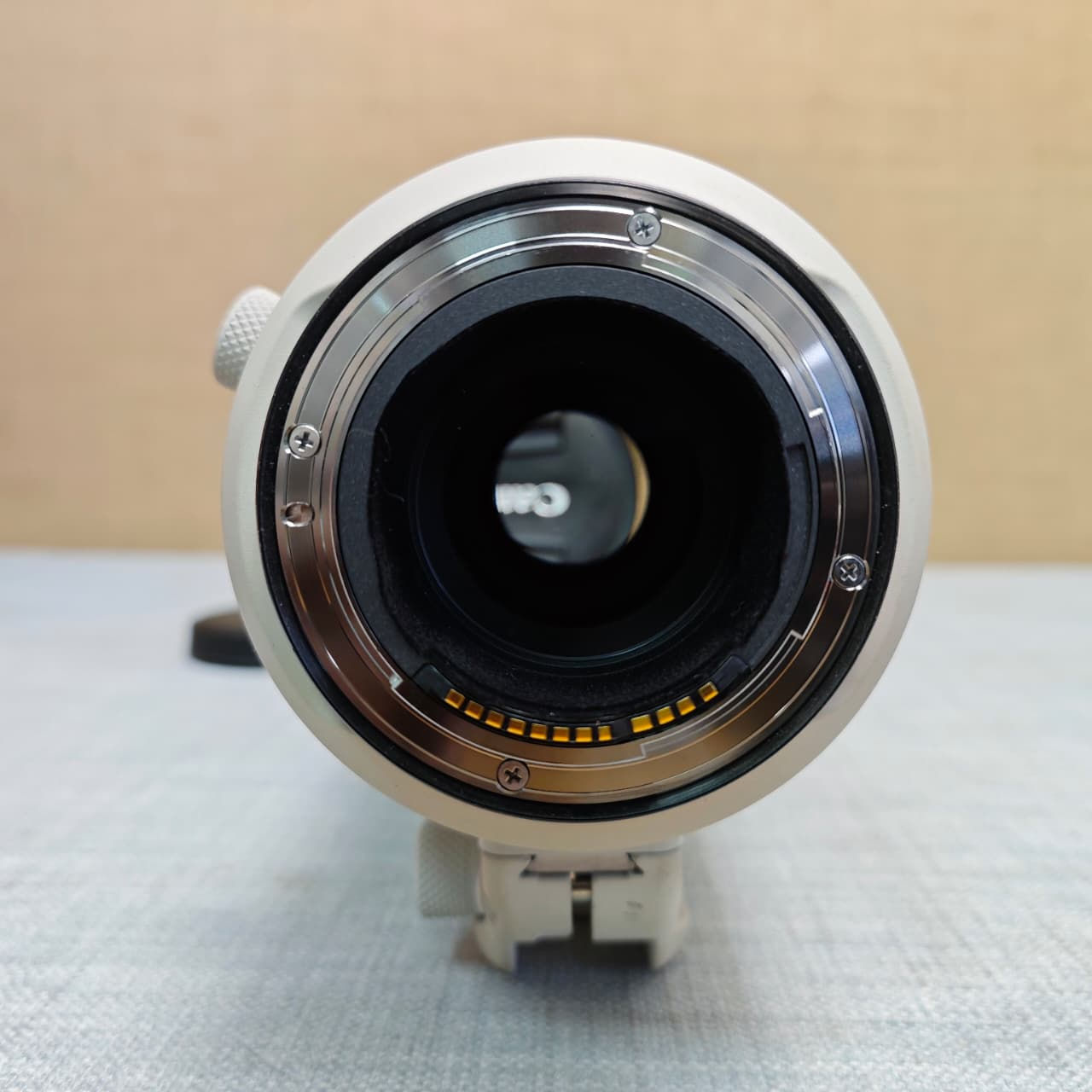 Canon RF 70-200mm f/2.8L IS USM Z Lens (White) | Internal Zoom | Pro Video & Photo
