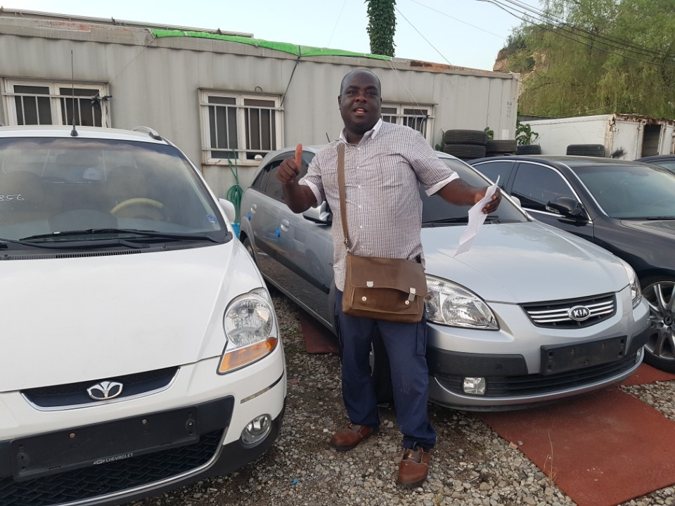 Ghana, Korean used car. GM Matiz, Kia Pride