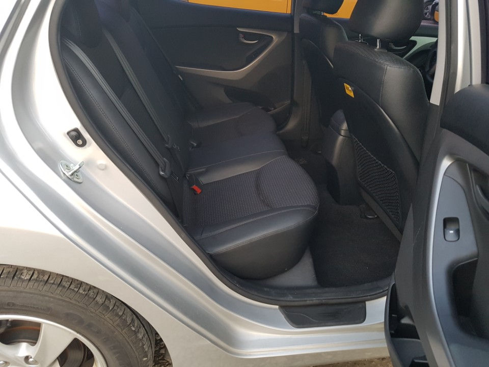 Thumbnail: Hyundai Avante MD (Elantra) - LPG