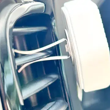 Thumbnail: 💛 Car Vent Air Freshener (Diatomite)