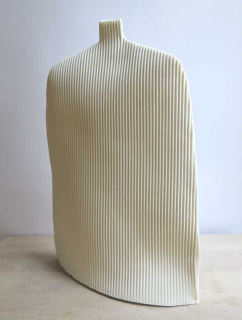 vasao porcellana bianco righe.png