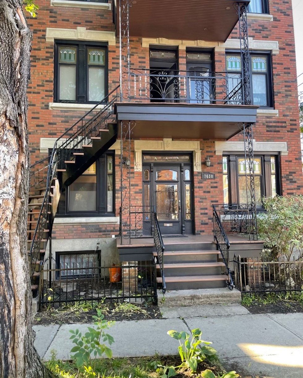 Replacement of 3 balconies and painting in Villeray 3.jpg
