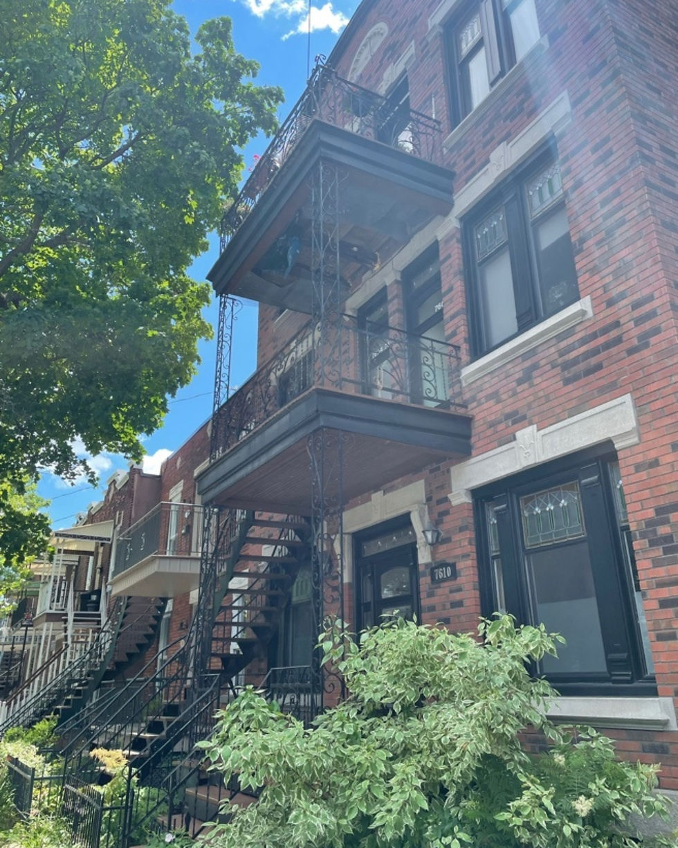 Replacement of 3 balconies and painting in Villeray 1.jpg