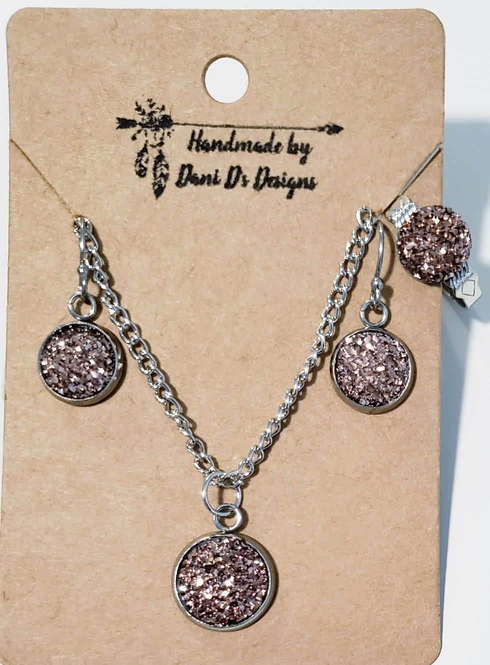 Thumbnail: Necklace sets with ring