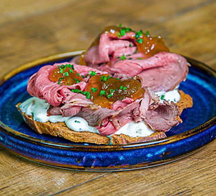 29Beef crostini_1559x1130.jpeg