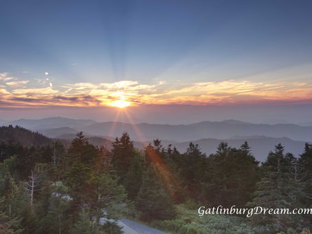 Restaurants with Outdoor Dining in Gatlinburg, Pigeon Forge and Sevierville