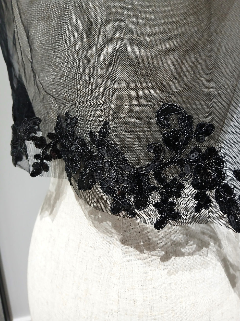 Thumbnail: Kim- Multiple Length Black Veil