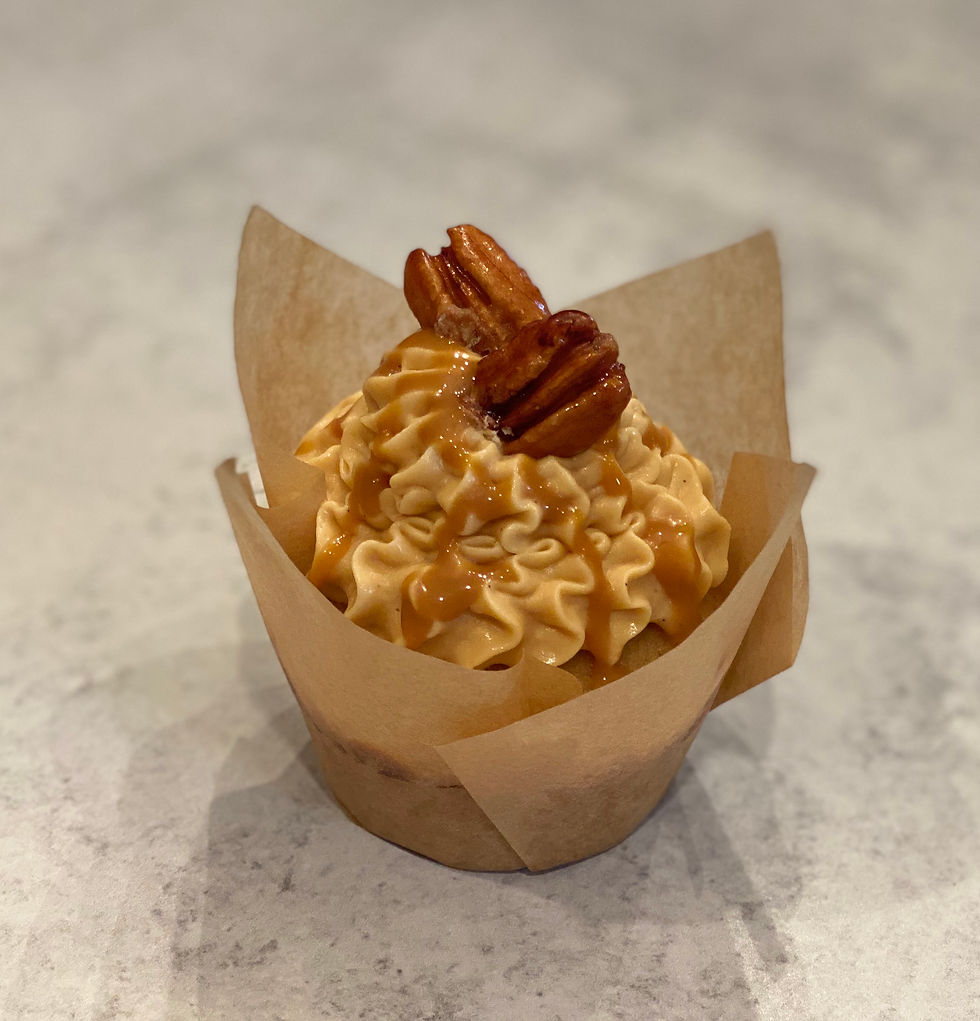 Thumbnail: Ombre Roses and specialty cupcakes