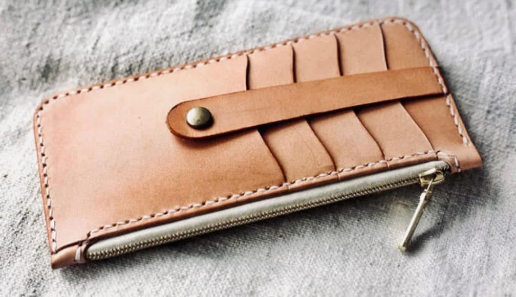 W11 - large zip wallet