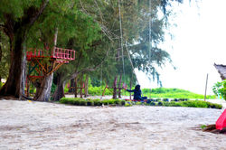 Pantai Cemara Kembar Perbaungan 14