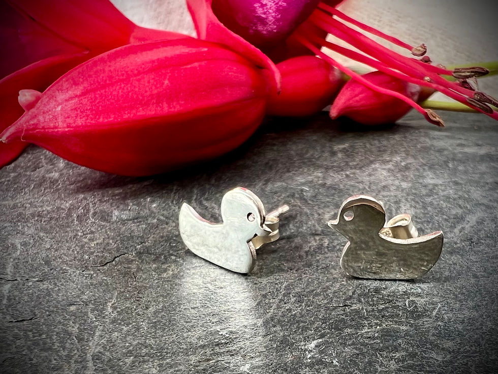 Thumbnail: Duck stud earrings