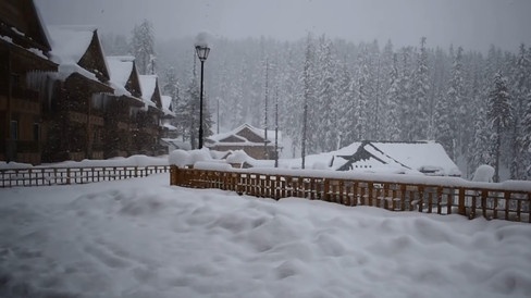 Khyber Himalayan Resort Gulmarg in Winter (Snowfall)
