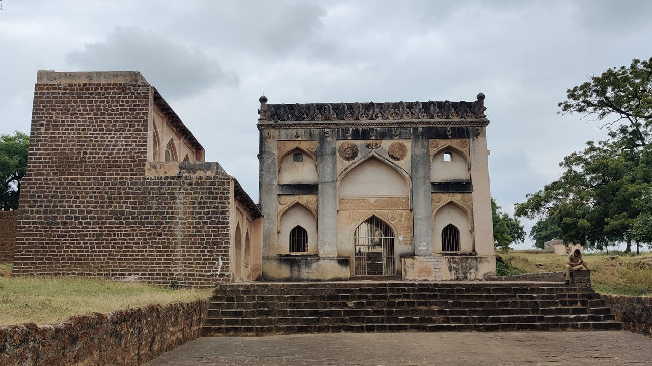 Tomb of Hazrat Khalil-Ullah (Chaukhandi)