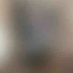 Nahaufnahme eines Vredestein 265/40 R22 Allwetterreifens