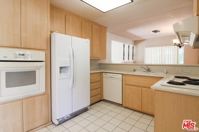 Natural Light Makes a Room Seem Much Larger