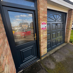  Steel Garage Door Respray, Farnborough