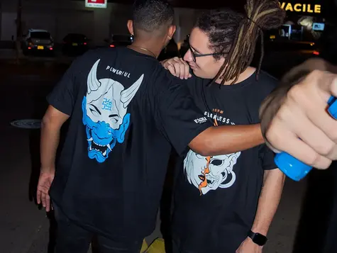 Samurai de Vacile Studio: una colección de camisetas para vestir fuerza, miedo y poder