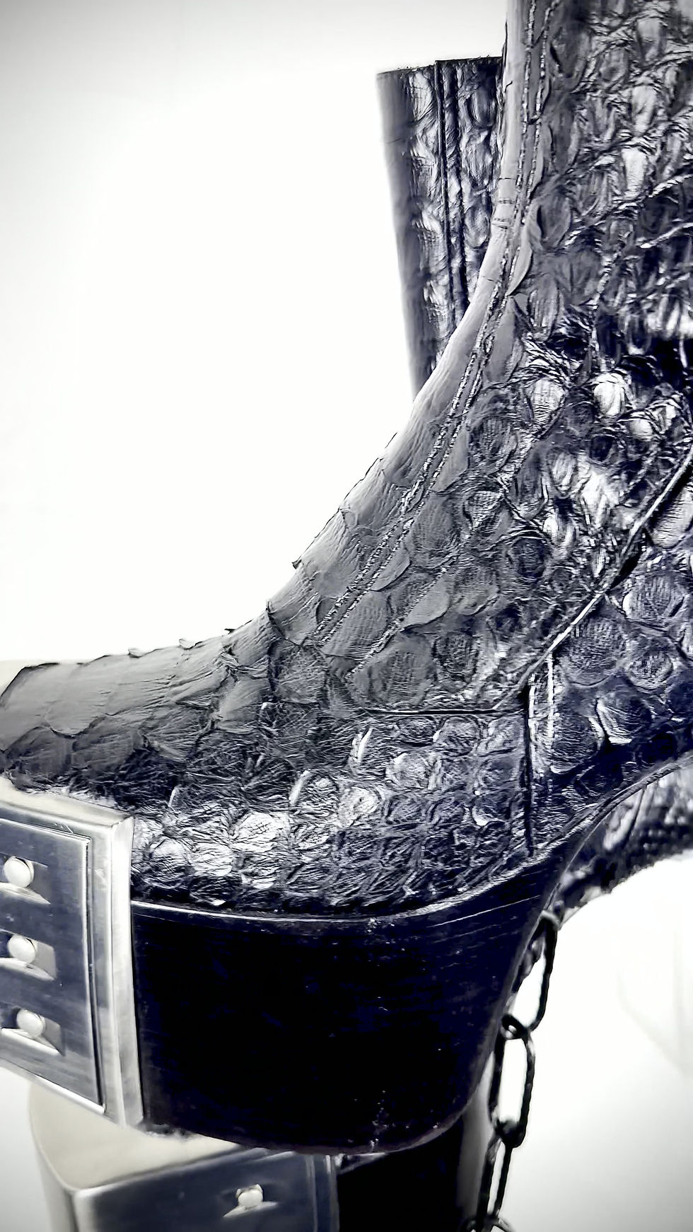 Thumbnail: BOOTS