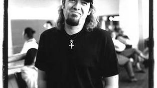 ADRIAN SMITH: Entrevista para rockaxis
