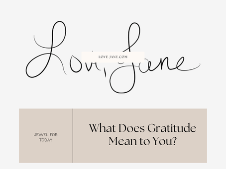 The Blog Post Template that says, "What Does Gratitude Mean to You?"