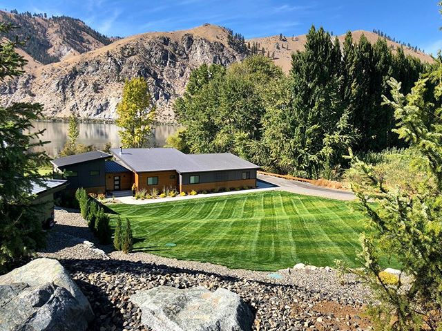 Sad to think there is only about 5-7 more weeks of mowing for this season 😢 #stihl #grave