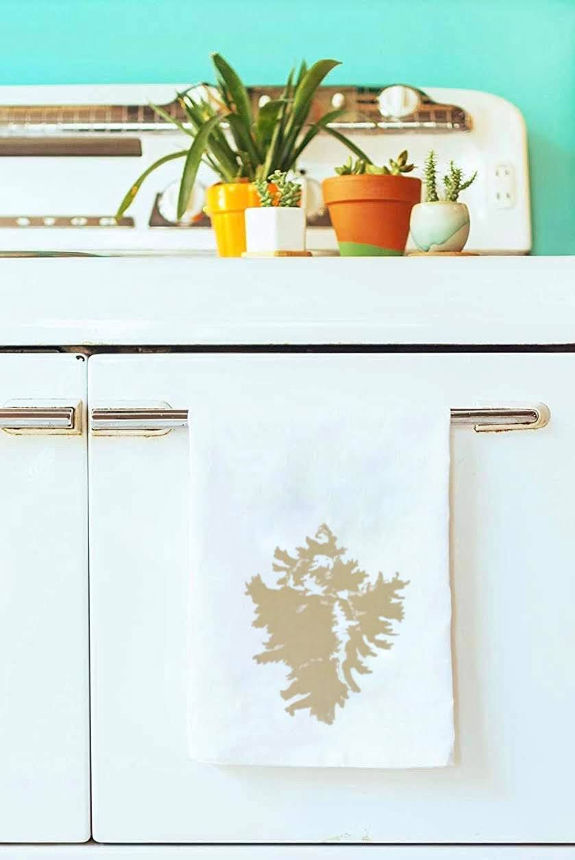 Thumbnail: SPINEY SHELL TEA TOWEL 