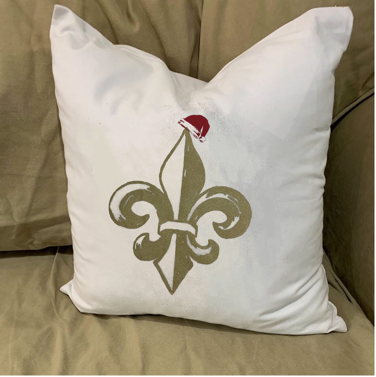 FLEUR DE LIS WITH SANTA HAT PILLOW WITH FEATHER INSERT