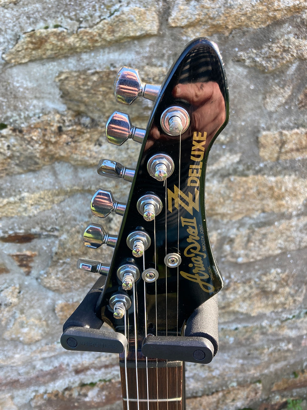 Miniature : Aria Pro 2 " ZZ deluxe" Explorer 1984