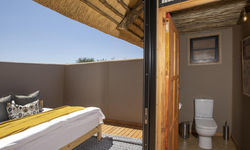 20kwessi_dunes_-_star_room_and_bathroom_layout_1