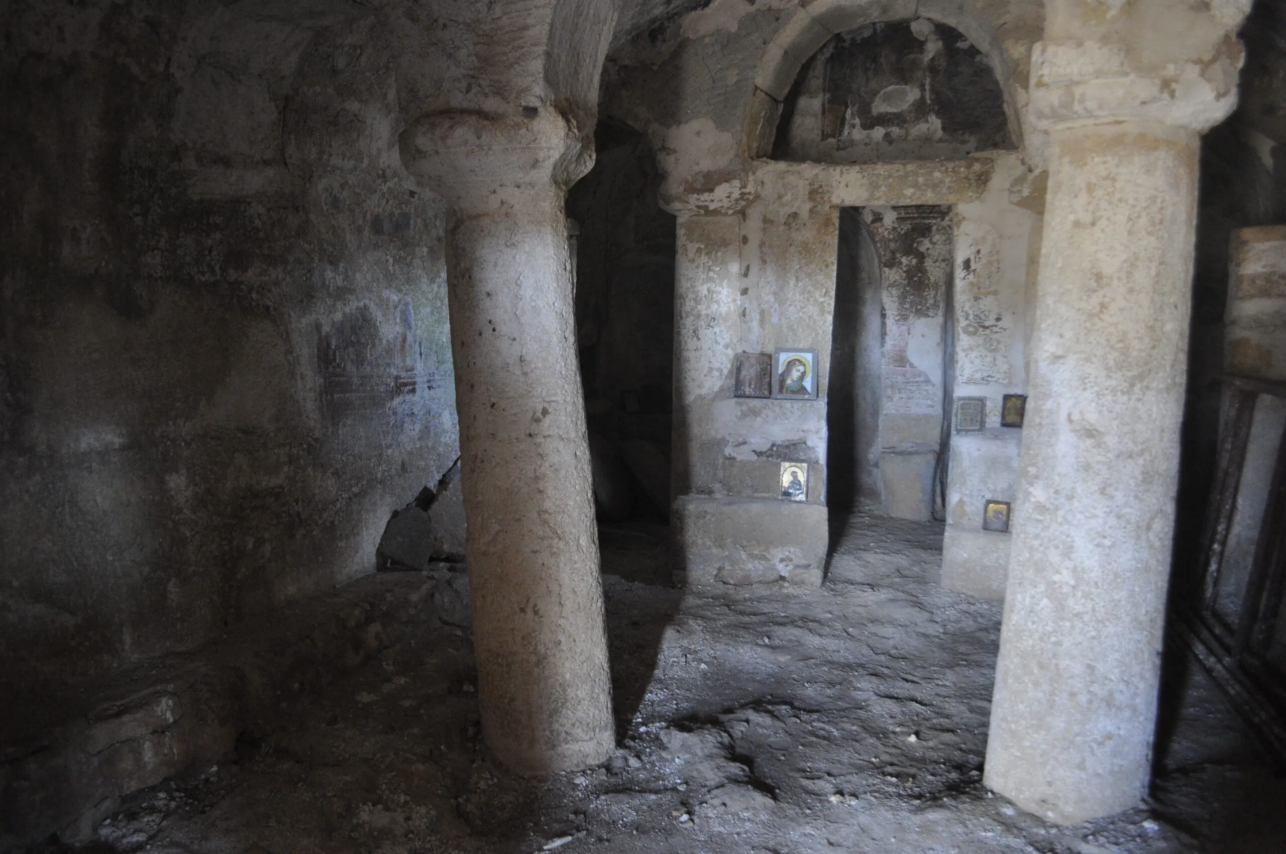 paliokastro-kythira-7-scaled.webp