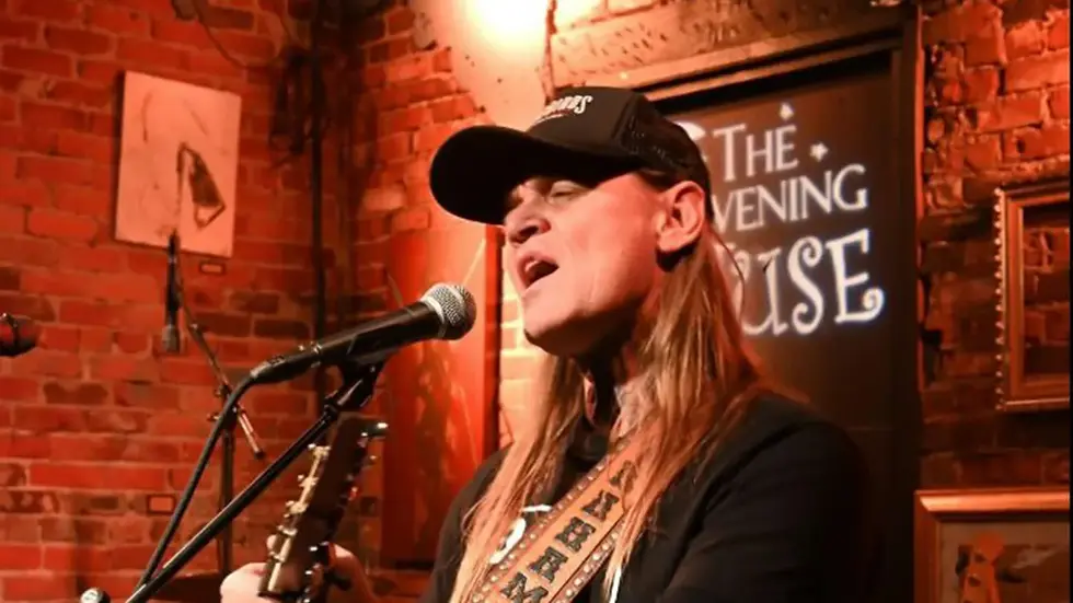 JD Graham Seriously Injured After Horrific Car Accident