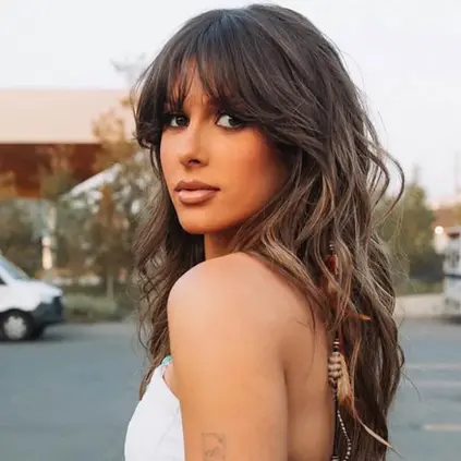 Ella Langley Says a Red Flag Is “Not Holding the Door for a Lady. Not Just the Ladies You Like, All Ladies”