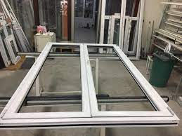 Profilo in alluminio a taglio termico