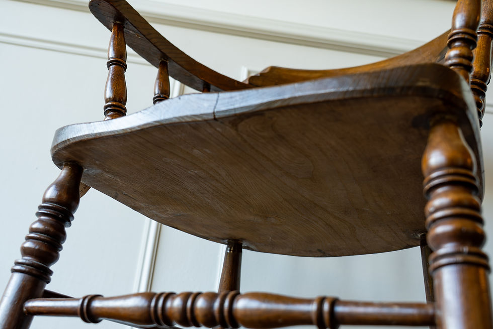 Thumbnail: Antique Windsor Smokers Bow Chair