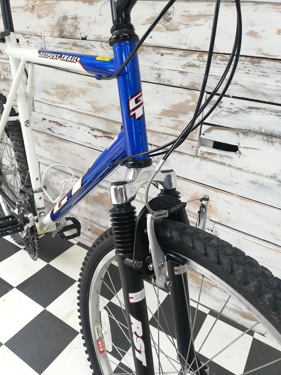 Thumbnail: 1998 GT Outpost Trail Mtb