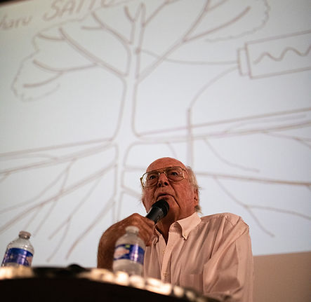 Francis Hallé remplit le cinéma Bonne Garde.jpg