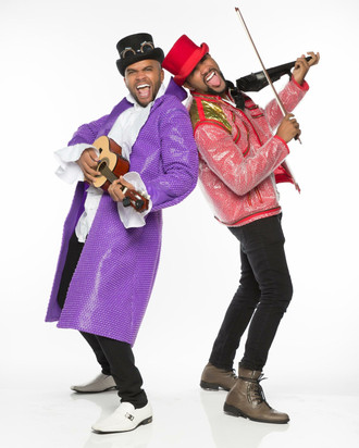 b2wins Featuring a lead electric violin and ukulele, this dynamic powerhouse sets out to shatter every stereotype of a typical "band."