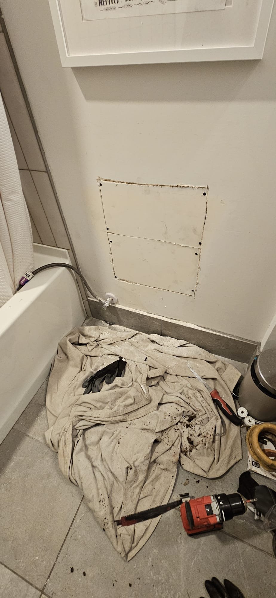 Affordable sewage backup cleanup in basement. Professional and insured services for sewage removal and basement restoration after water damage. Fast response to handle all types of basement sewage backups.